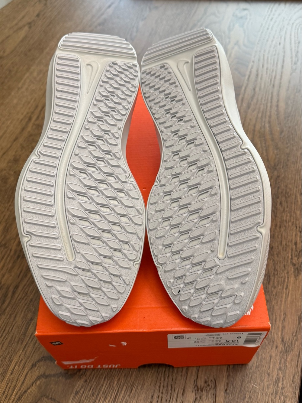Nike Downshifter 12 “White Metallic Silver” – Women’s 10.5 / Men’s 9 – Brand New - Picture 4 of 6